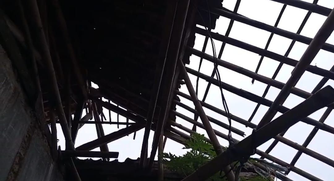 Hidup Sebatang Kara, Amin di Ciadeg Bogor Bertahan dengan Makan Sehari Sekali dan Rumah Nyaris Ambruk