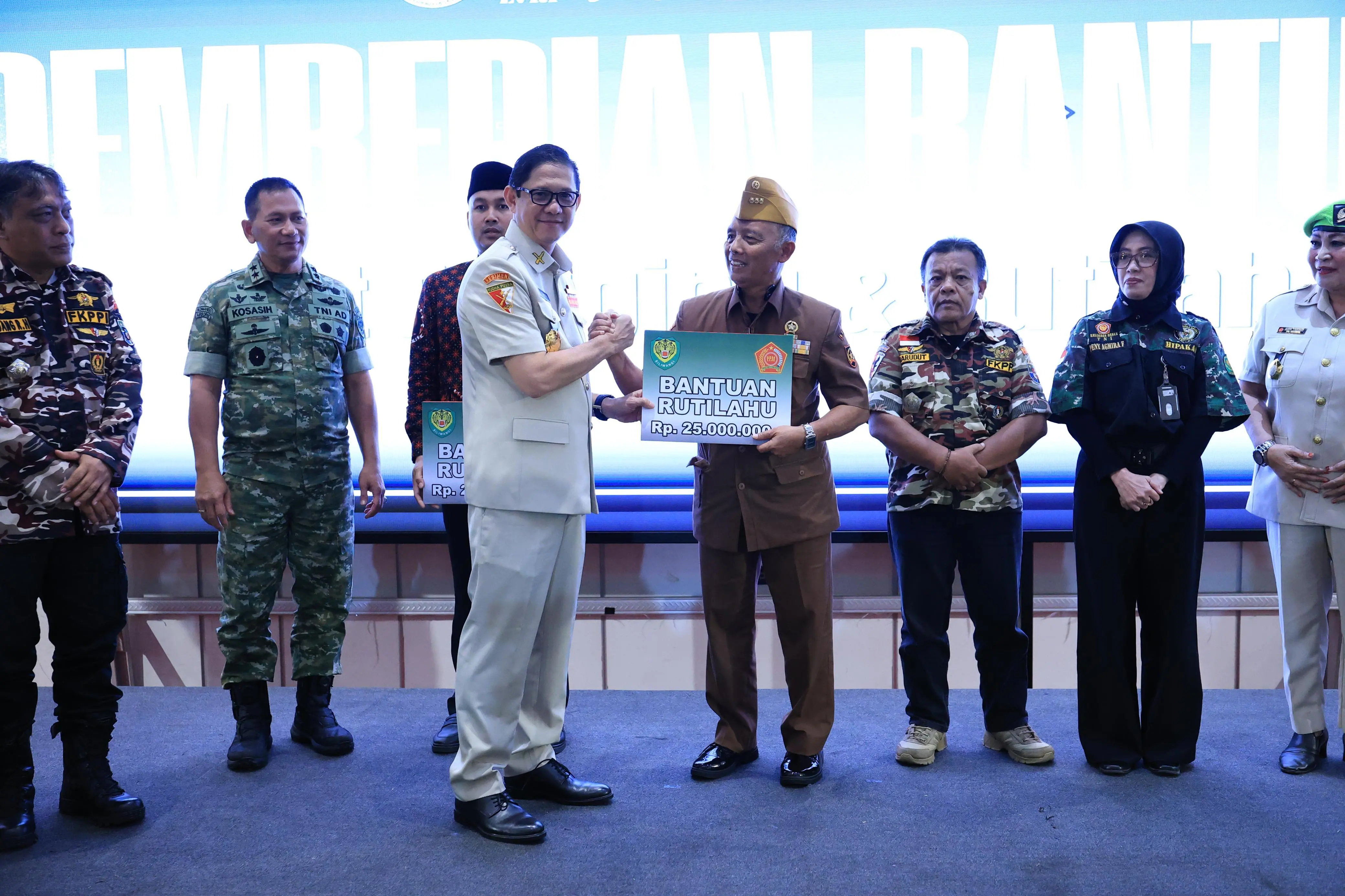 Halalbihalal Keluarga Besar TNI di Bandung: Perkuat Persatuan, Bangkitkan Semangat Kebangsaan di Era Globalisasi