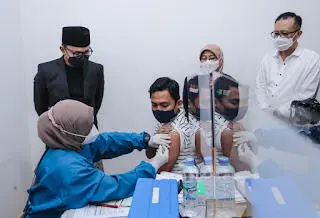 Pemkot Targetkan 10 Ribu Warga Divaksin