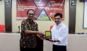 09-25-12-IMG_000000_000000-551-768x512-779028-1